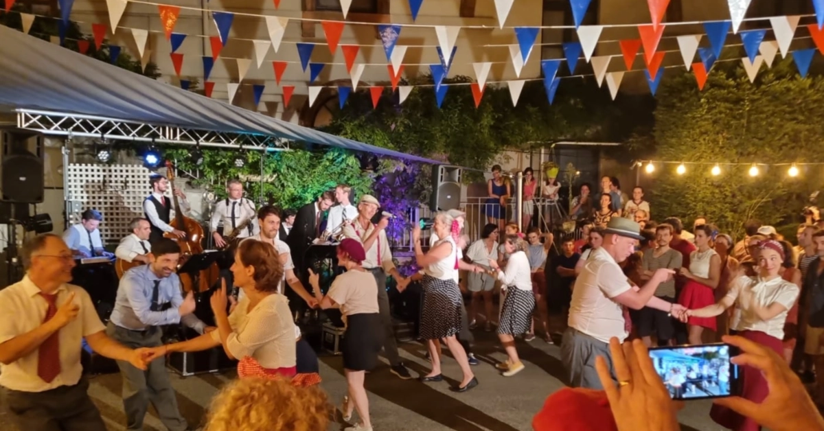 Un bal comme autrefois au musée de la résistance de Grenoble